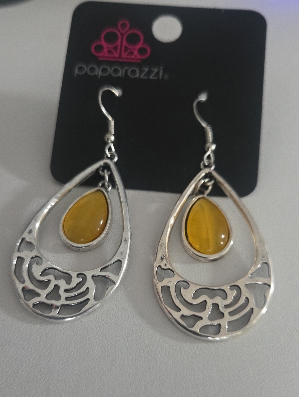 Paparazzi Dew You Feel Me Yellow Earrings NWT